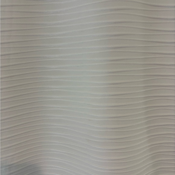 SHEIN Women’s Large Racer Back White Tank Top Spaghetti Strap Thin Scoop Casual - Picture 3 of 7